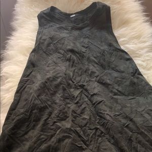 Lululemon tank top